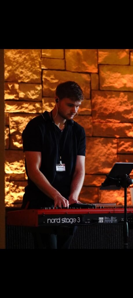 Über mich 4 Sudermann-Webdesign Michael Piano CBI Sudermann-Webdesign https://sudermann-webdesign.de/wp-content/uploads/2025/12/cropped-ChatGPT-Image-26.-Dez.-2025-00_16_22.png